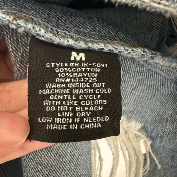 American Bazi Distressed Destroyed Washed Denim Jean Jacket Size M - Picture 3 of 6